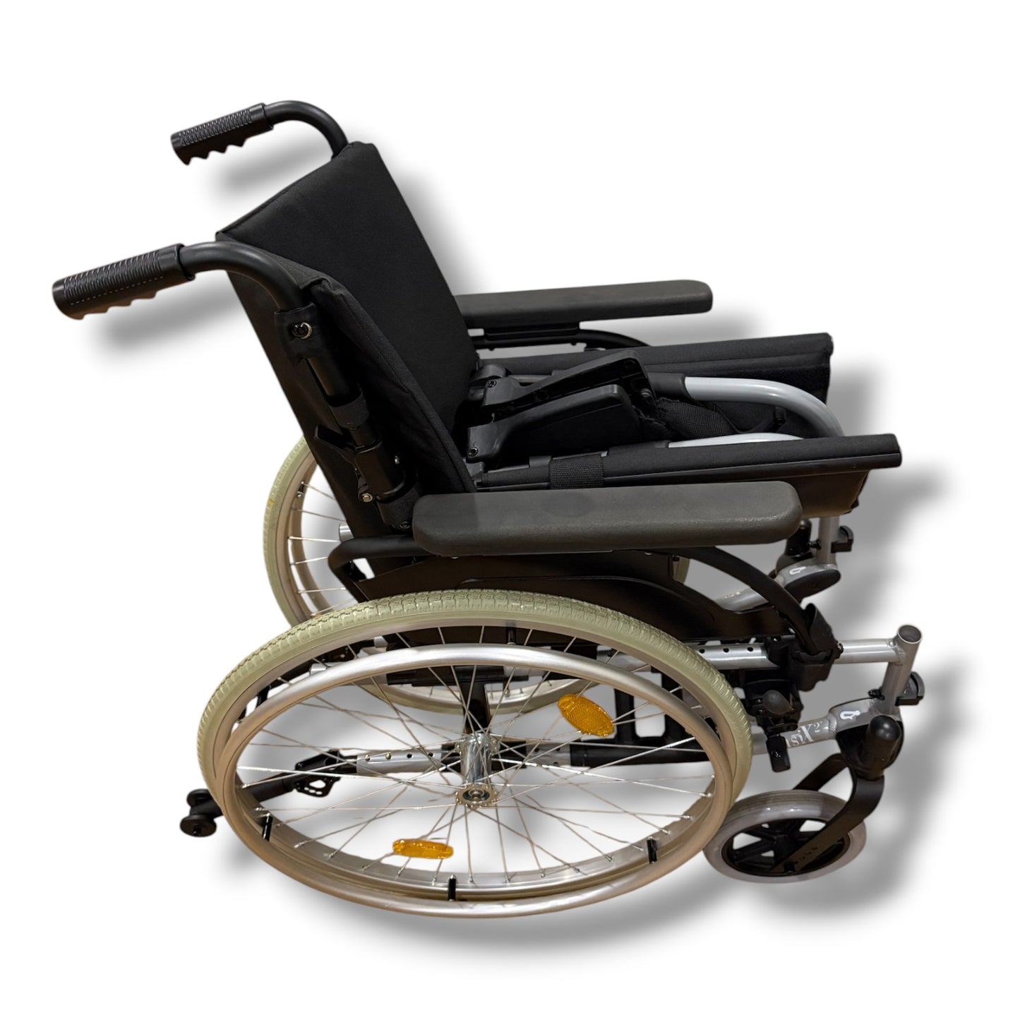 Breezy Basix2 Manual Wheelchair - Pre Owned