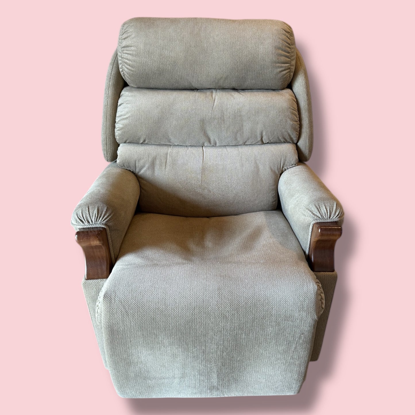 "Oscar Barwon" Deluxe Reclining Lift Chair - Pre Owned