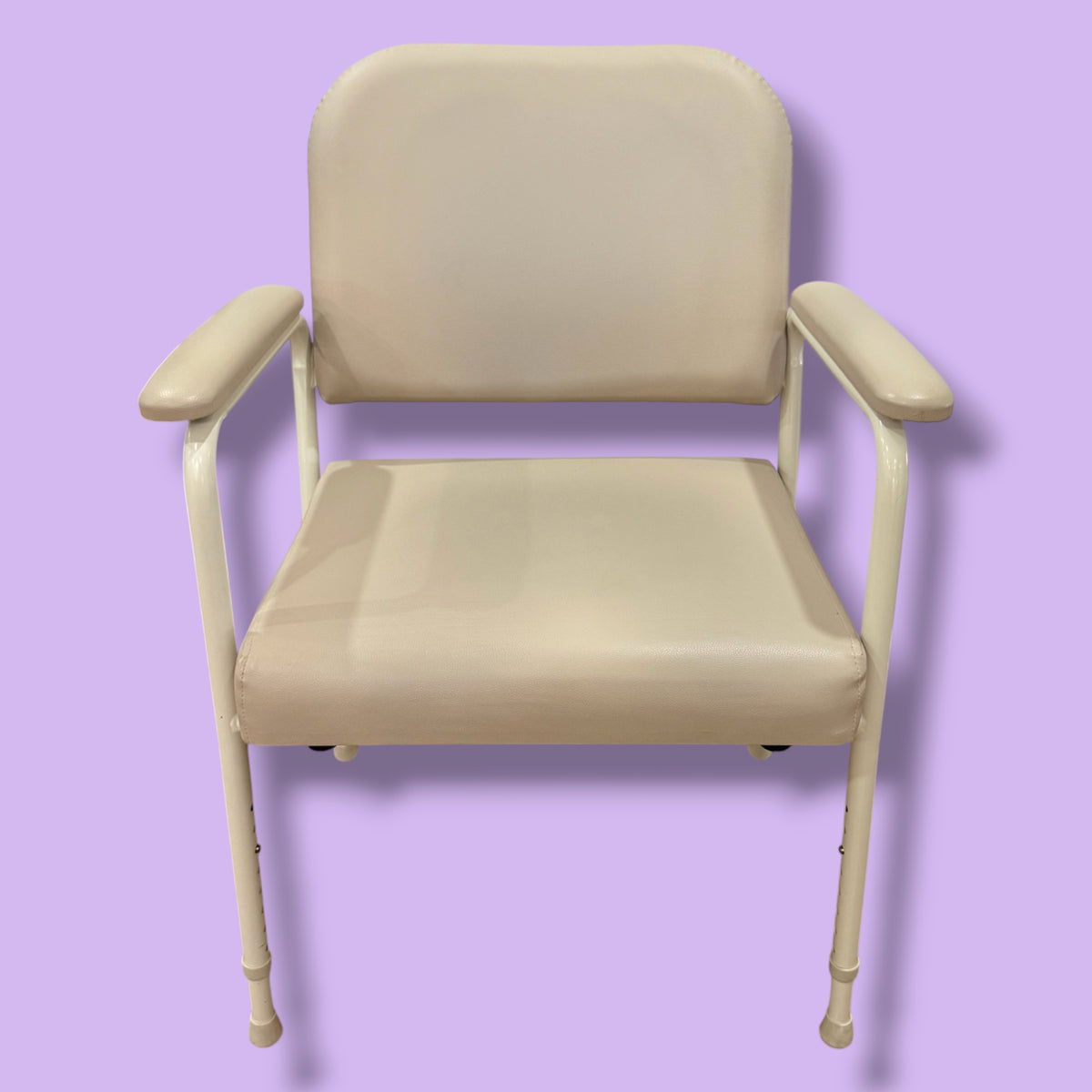 Royale Heavy Duty/Bariatric Low Back Chair (Wide/Large) - Pre Owned