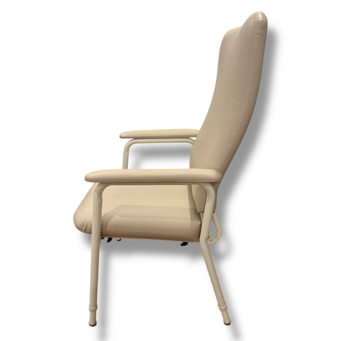 Royale Bariatric/Heavy Duty High Back Chair - Pre Owned