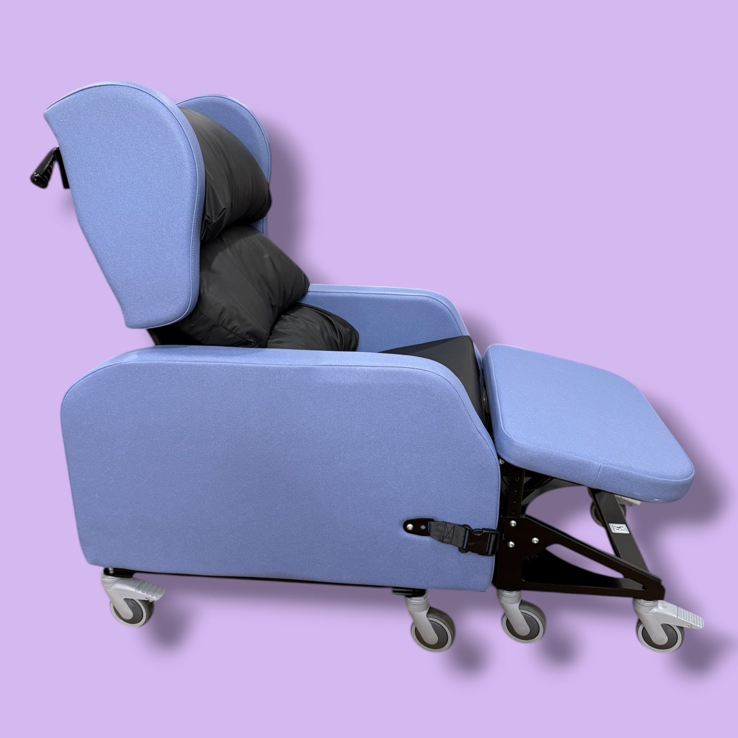 Atlanta Tilt in Space and Recline Chair with Leg Rest - Pre Owned