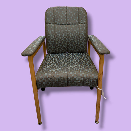 R&R Heavy Duty Low Back - As New