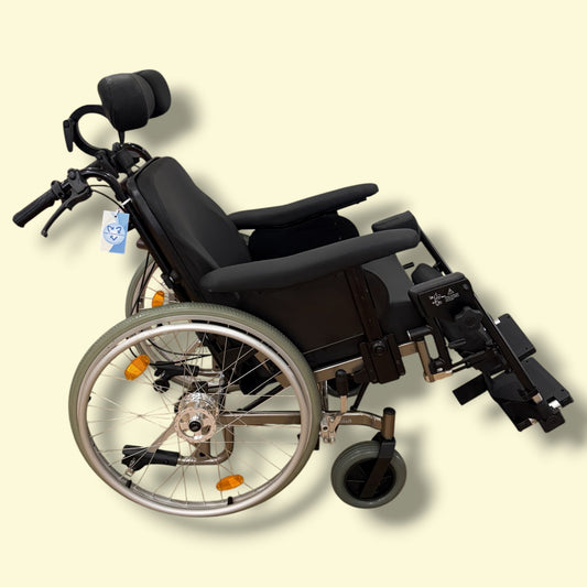 Drive DeVilbiss ID Soft Tilt-In-Space Wheelchair - Pre Owned