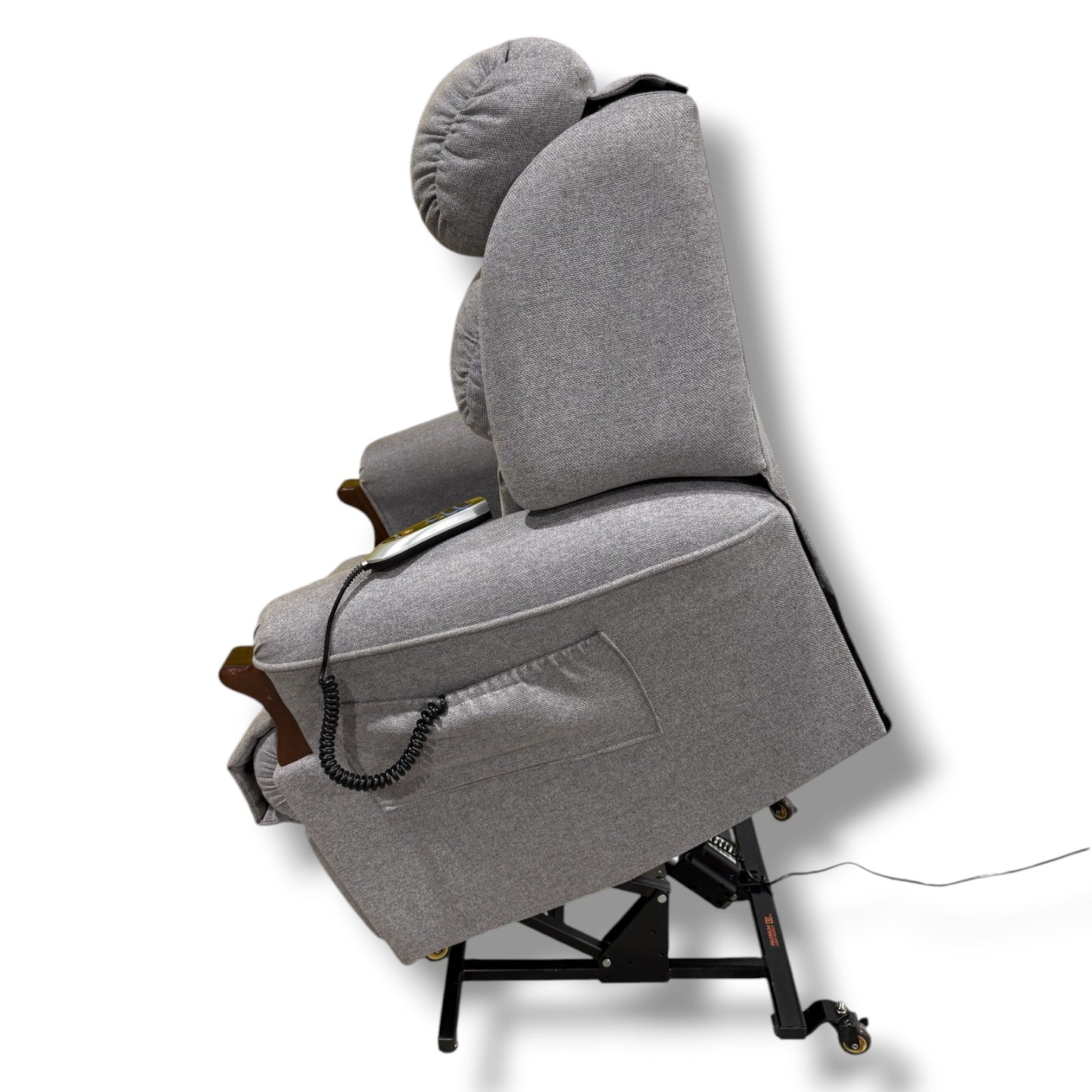 Oscar Barwon Electric Lift Chair (Standard Size) - Pre Owned
