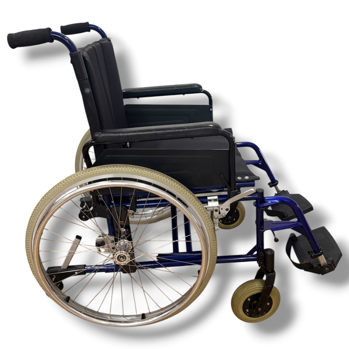 Acacia Heavy Duty/Bariatric Manual Wheelchair (Large/Wide) - Pre Owned